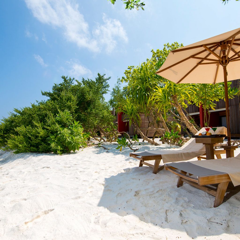 Barefoot Hotel Maldives Traumstrand