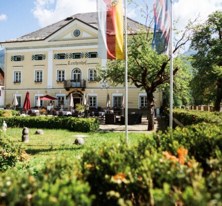 Hotel Schloss Lerchenhof