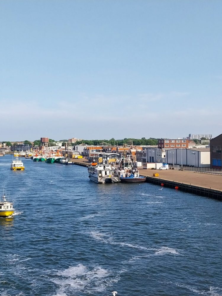 Amsterdam Fähre Abfahrt