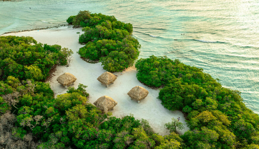 Strandurlaub unter Palmen in den nachhaltigen Strandhotels auf Aruba